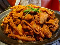 鸡翅煲-胖哥俩肉蟹煲(万国店)
