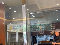-高玛纳驴肉火烧(一世界店)