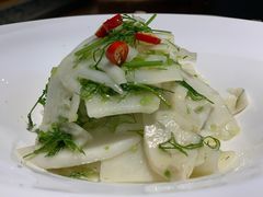 茴香拌笋片-渝半城经典川粤菜(重庆天地店)