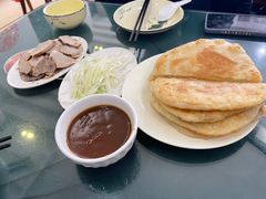-李连贵酒家熏肉大饼(昆明街店)