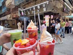 -十二中草莓冰·红豆沙冰屋(十二中店)