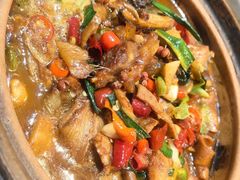 -挂旗柴锅鸡(蚌山区嘉年华店)