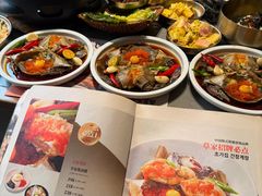 -草家酱蟹炭火烤肉店(珲春南路一店)