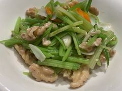 西芹百合炒核桃仁-时间仓(湘江世纪城店)