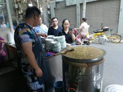 -老字号贾家肉丸糊辣汤(光明巷店)