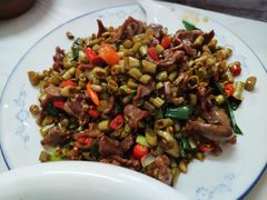 酸豆角炒鸡胗-新新湘菜馆(新中街二条店)