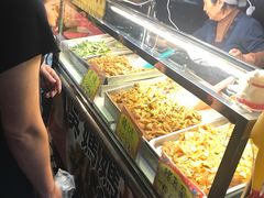 -六合夜市