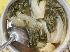 金银花炖猪肺汤-海鲜街菜馆(海珠南路店)