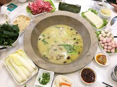 -鲜呦蒸汽石锅鱼(北辰路店)