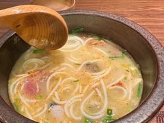 -良米山·云南野生菌过桥米线(上海首店)