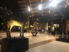 -三亚湾海居铂尔曼度假酒店