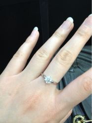 iphone_upload_pic-威德钻石-克拉钻大本营(南京东路店)