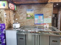 自助取餐区-老东镇啤酒屋海鲜加工·蒸汽海鲜·海鲜烧烤(台东店)