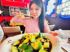 -霸气大叔干锅鸭头·龙虾烧烤·川菜·赛事直播(三里屯店)