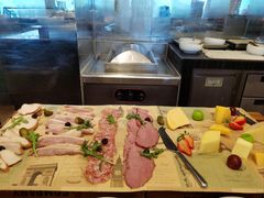 -圣丰索菲特·2 On 988 Café 自助餐厅