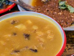 -老闵田螺馆·南昌市井菜·特色小吃(总店)