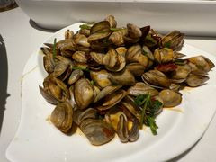 -嗨辣小聚·盘锦河蟹·海鲜烧烤龙虾(盘锦十年好店)