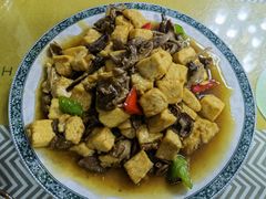 -天天向上素食餐厅(五台山店)