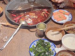 -萍姐火锅·公路夜市(武汉首店)