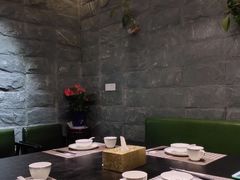 卡座-涵誉·私房菜(银都·锦创广场店)