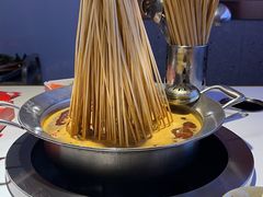 -钢管厂五区小郡肝串串香(奥克斯广场锦城万达店)