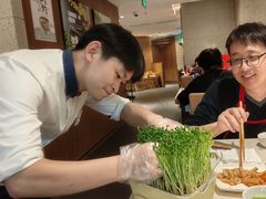-海底捞火锅鲜切牛肉主题店(长寿路店)
