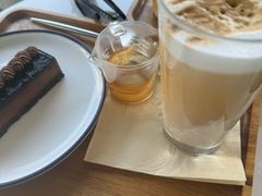 -LAVAZZA拉瓦萨咖啡(上海金融街店)
