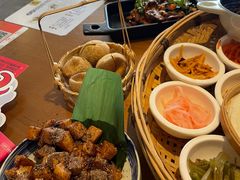 -包整·丝娃娃(一览甲秀楼风景店)