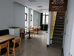-老乡鸡(滨湖假日店)