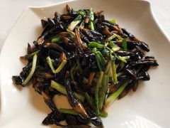 葱爆鸡枞菌-民国红公馆·秦淮八艳(夫子庙店)
