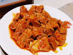 -爆炸头阿姨小四川正宗川味小吃(无任何分店)