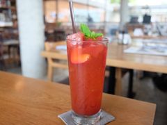 -ROAST coffee & eatery