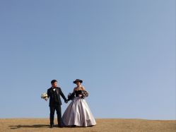 -挪娅婚纱摄影皇家会所