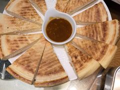 -黄泥岗·地道湖北菜(奥特莱斯店)