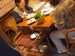 -东巴婆婆云南鱼豆花火锅(大东门店)