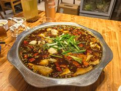 -乡土特色.冷锅鱼.牦牛肉汤锅