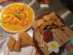-小小集渔·泰式大排档(太古里香槟店)