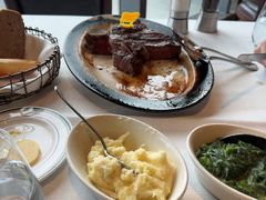 -Wolfgang’s Steakhouse 沃夫冈牛排馆(上海白玉兰广场店)