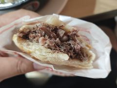 -闫家驴肉老店(华电一校店)