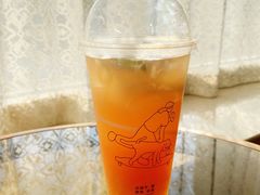 -喜茶(北京华贸购物中心店)