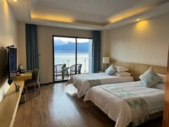-大理洱海龙湾假日酒店