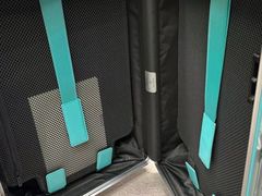 -Rimowa(玛丽恩广场店)