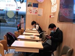 大堂-遇见小面(站西路店)