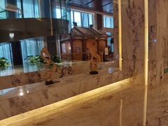 -上海漕河泾万丽酒店