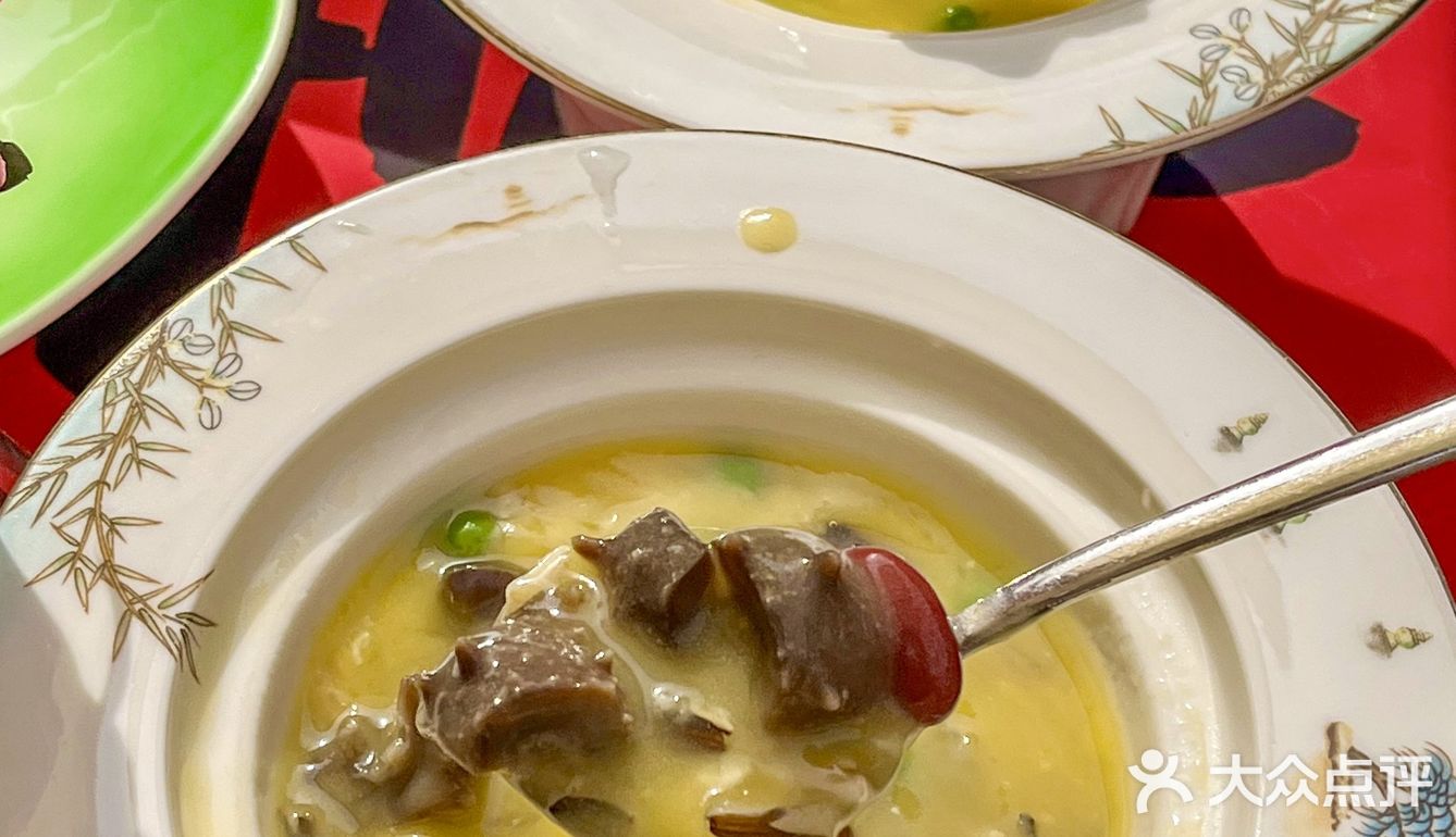 藏在西湖边的中式餐厅！！年味十足！