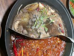 -萍姐火锅·公路夜市(武汉首店)