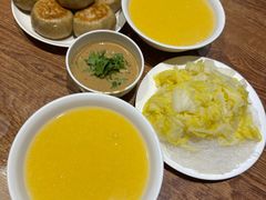 -清真吴记门钉肉饼·喜多利
