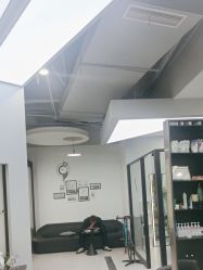 -U·NI SALON 造型