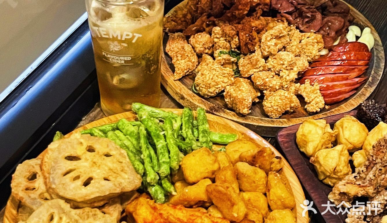 人均50‼️杭州炸物届天花板🔝现实版深夜食堂🍢盐酥🐓一口爱住‼️