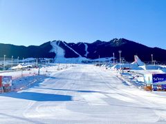 -丝绸之路山地度假区滑雪场